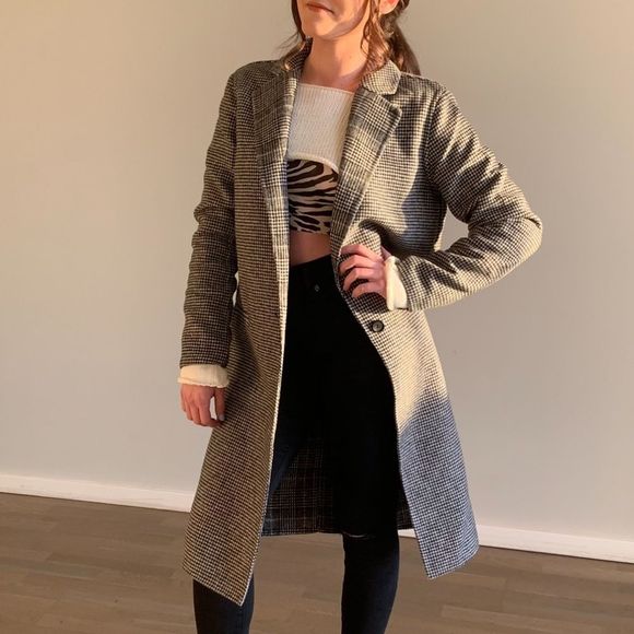 Reformation Jackets & Blazers - Houndstooth Coat